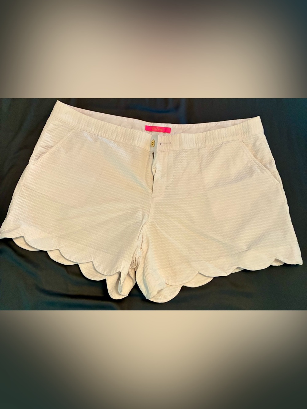 Lilly Pulitzer White Women's Scallop Hem Shorts